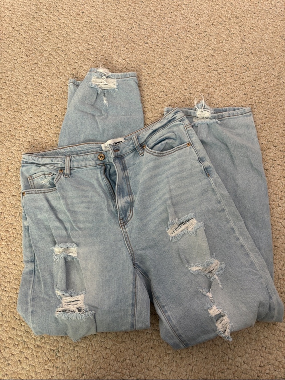 Fashion nova jeans